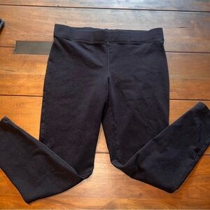 Express leggings/yoga pants size medium. Cropped to high ankle/low calf length.